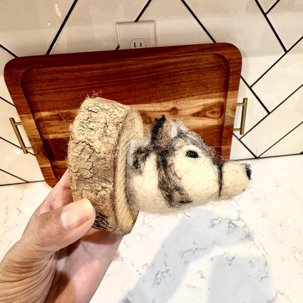handmade needle-felt wool wolf head faux taxidermy wall mount wood backing art